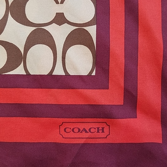 Coach scarf - Picture 2 of 3